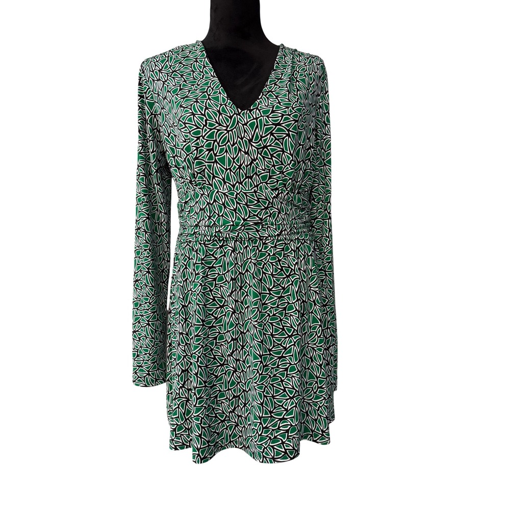 Long Elegant Legs Green Geometric Leaf Print V-Neck Tall Empire Waist Dress
